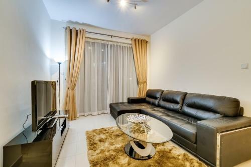 Westside Ease By Emaar Epic One Bedroom Apartment