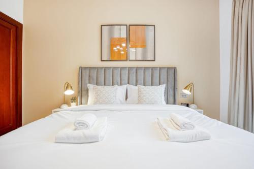 Guestready Bright And Spacious Apartment In Old Town