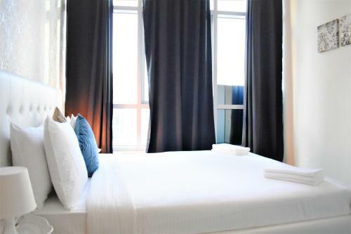 2 Bedroom Apartment In Marina Diamond 4