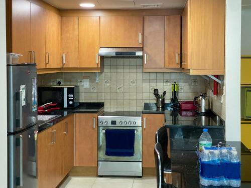 Apartamento Modern Suite In A Vibrant Area With Skyline Views