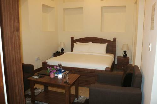 Hostal Lumbini Dream Garden Guest House
