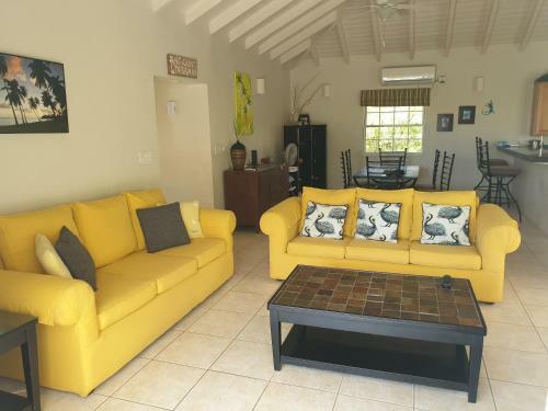 Luxury Secluded Villa With Private Pool Sleeps Six
