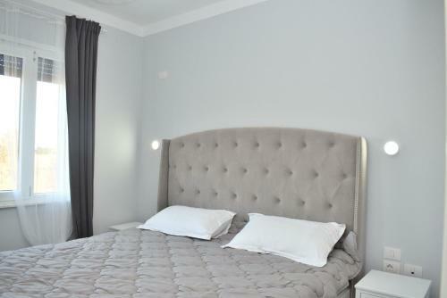 Grey Beach Apartment - 236