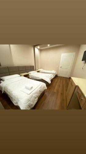 Hotel Holiday