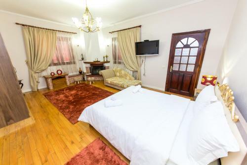 Hostal Bujtina Vila 10