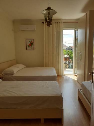 Hostal Guest House Zadeja