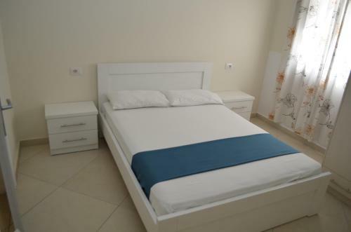 Sejdi Apartments
