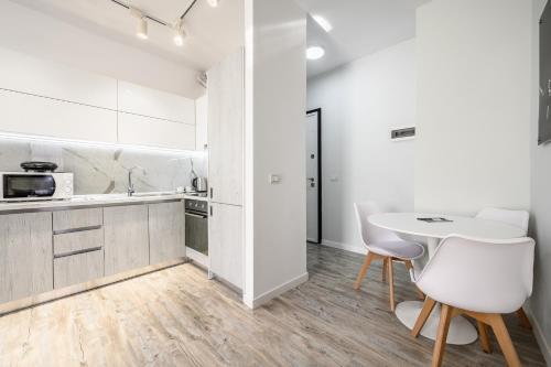 Luxury Apartment Skanderbag Square
