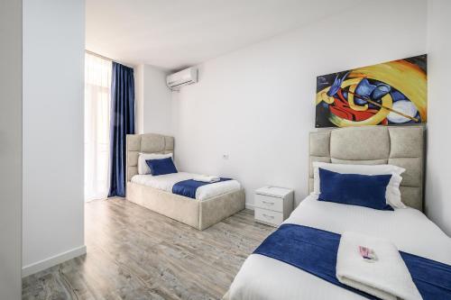 Luxury Apartment Skanderbag Square