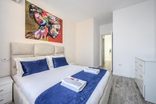 Luxury Apartment Skanderbag Square
