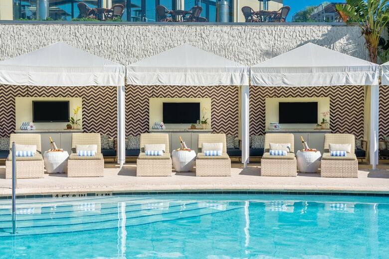 Hotel Naples Grande Beach Resort