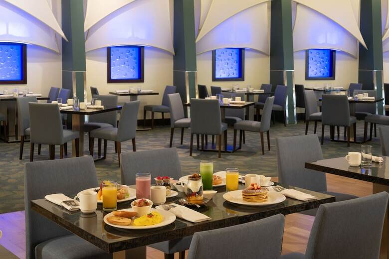 Hotel Naples Grande Beach Resort
