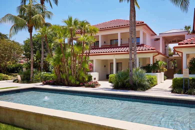 Hotel Naples Grande Beach Resort