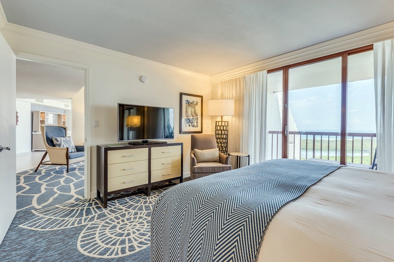 Hotel Naples Grande Beach Resort