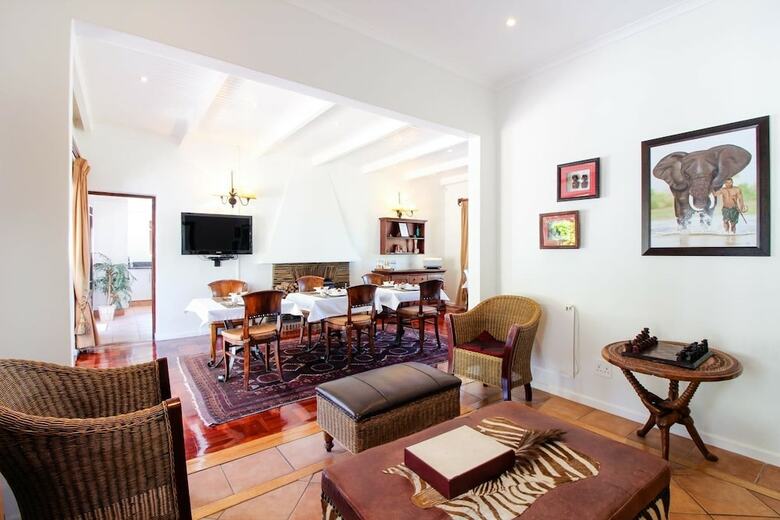 Bed & Breakfast Cape Village Lodge