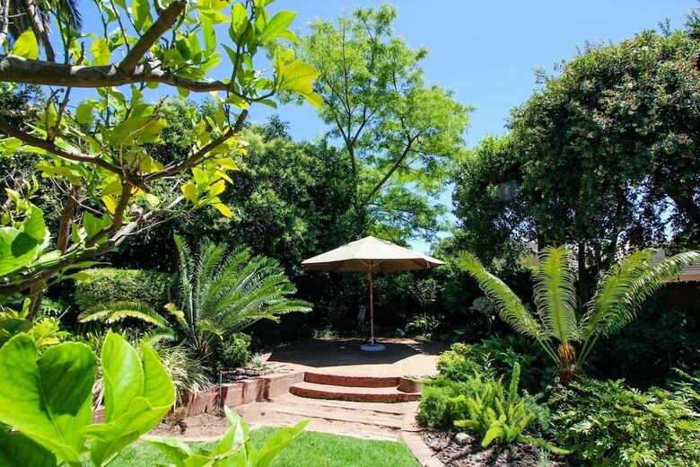 Bed & Breakfast Cape Village Lodge