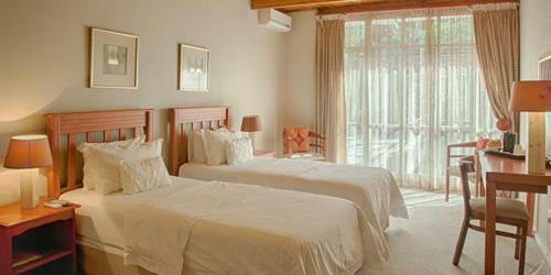 Hostal Adagio Guest House