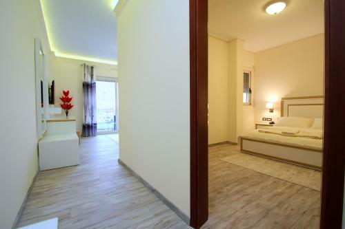 Hotel Rolex