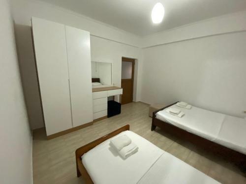 Violeta Apartments White 2 Bedrooms