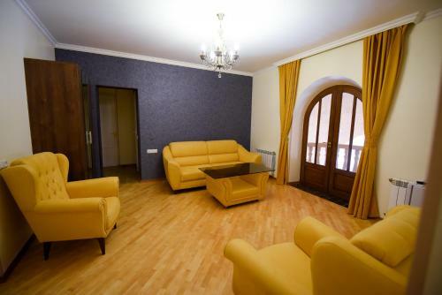Royal Palace Hotel