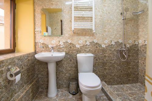 Albergue Tatev Hotel And Tours