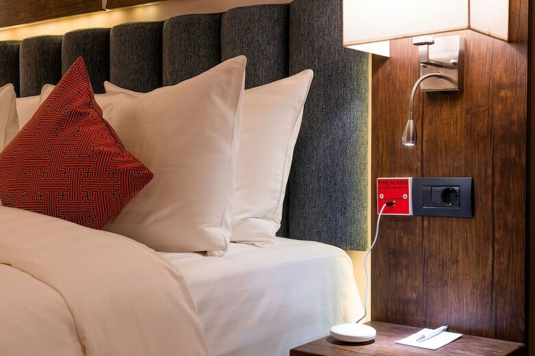 Ramada Hotel & Suites By Wyndham Yerevan