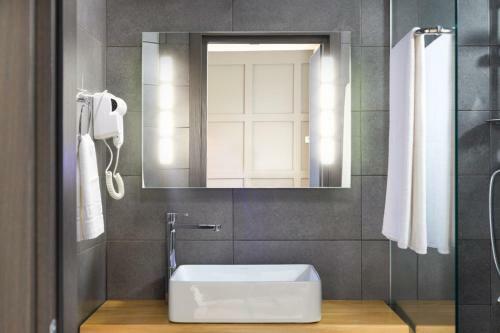 Apartamento Stay Inn-apartments On Abovyan 32