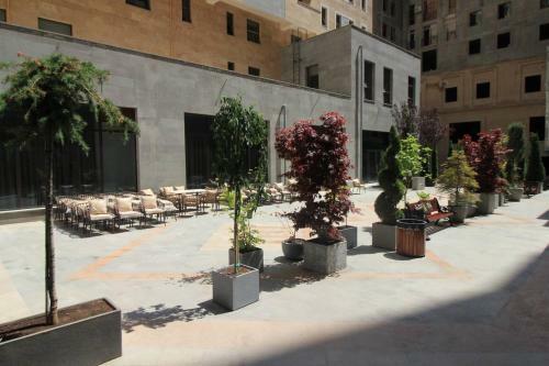 Buzand Apartment