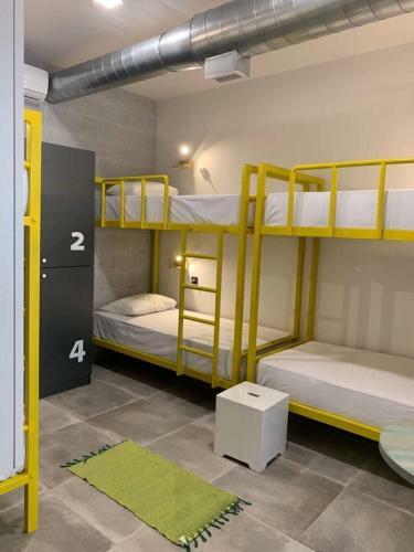 Duck Hostel