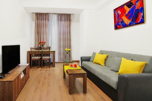 Apartments In Crystal Residence