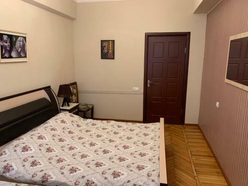 Friends Apartments Near Republic Square