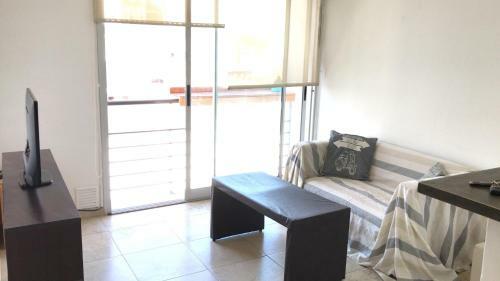 Apartamento Monoambiente Con Pileta Y Cochera