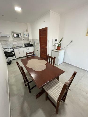 Apartamento Amplio Monoambiente C�ntrico
