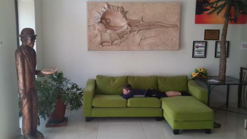 Apartamentos Palm Valley Inn