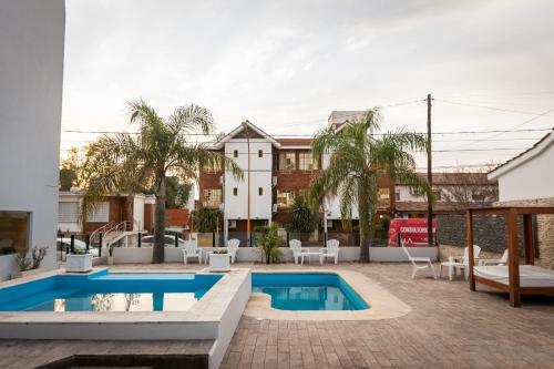 Hotel 376
