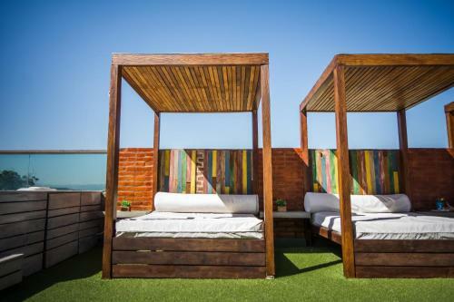 Hotel Costalago Suites