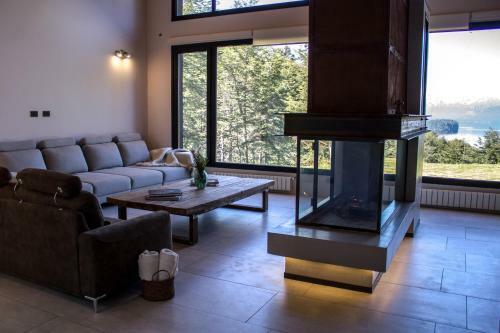 Bog Jpg - Casa Con Vista Al Lago