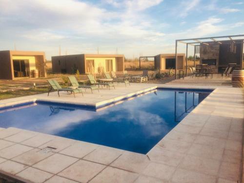 Tres Cruces Wine Lodge