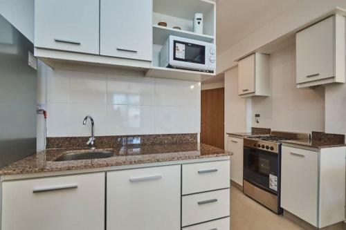 Apartment In Monserrat