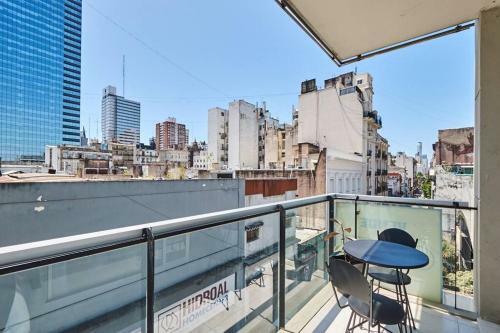 Apartment In Monserrat