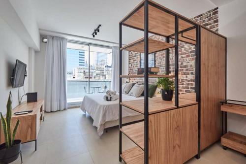 Apartment In Monserrat