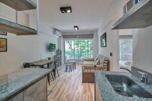 Luminous Apartment In Recoleta