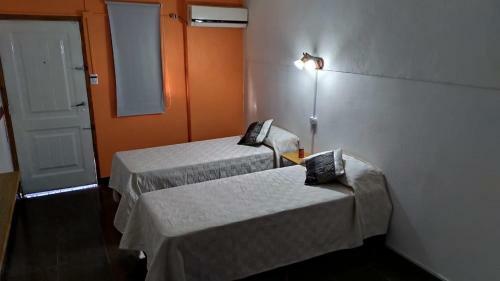 Albergue Casona Poeta Airport