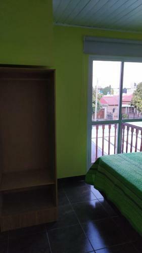 Albergue Casona Poeta Airport