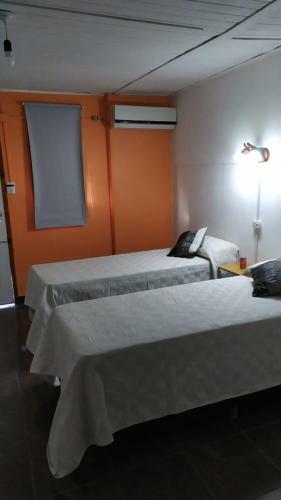 Albergue Casona Poeta Airport