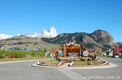 Hotel Lago Del Desierto