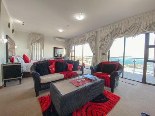 Hostal Bar-t-nique Guest House
