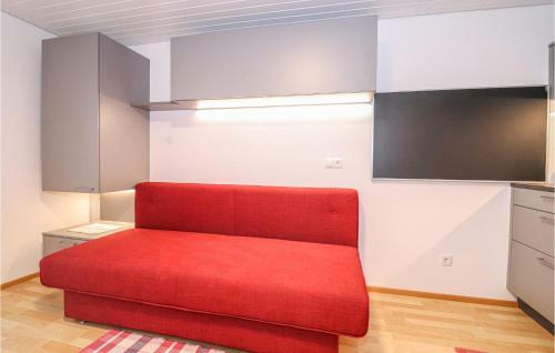 Beautiful Apartment In Blons W/