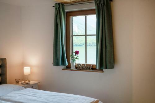 Lakeview Apartment