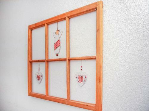 Attractive Apartment In Hainzenberg With Ski Storage